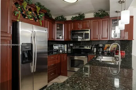 3725 S Ocean Drive Hollywood FL 33019
