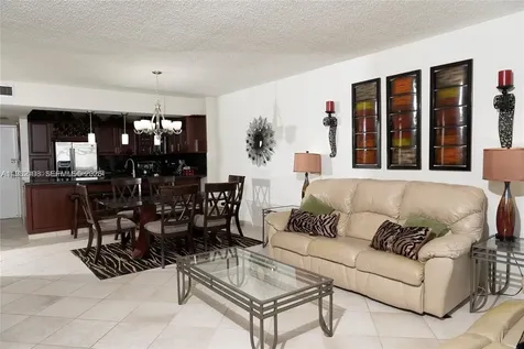 3725 S Ocean Drive Hollywood FL 33019