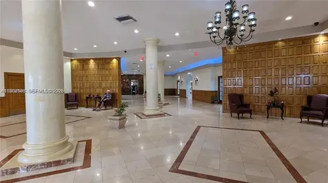 3725 S Ocean Drive Hollywood FL 33019