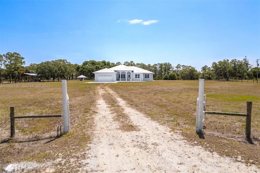 1083 Pollywog Drive Other City - In The State Of Florida FL 33935