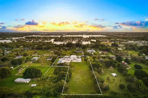 17841 SW 70th Place Southwest Ranches FL 33331