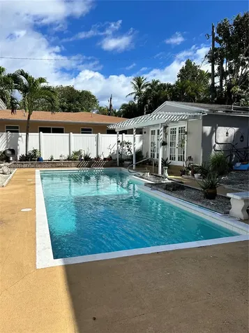 1628 NE 4th Place Fort Lauderdale FL 33301