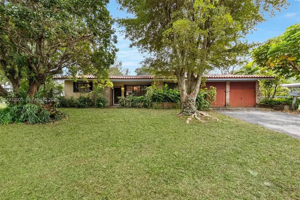 8230 SW 117th Terrace Miami FL 33156