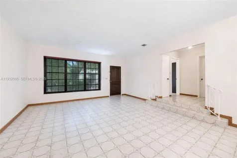8230 SW 117th Terrace Miami FL 33156