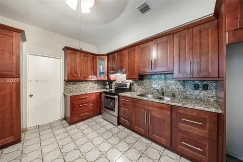 8230 SW 117th Terrace Miami FL 33156