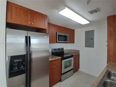 36 NW 6th Avenue Miami FL 33128