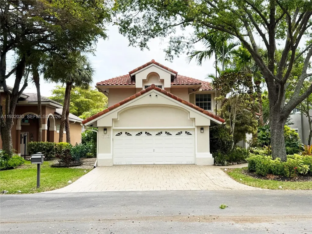 610 Misty Oaks Lane Pompano Beach FL 33069