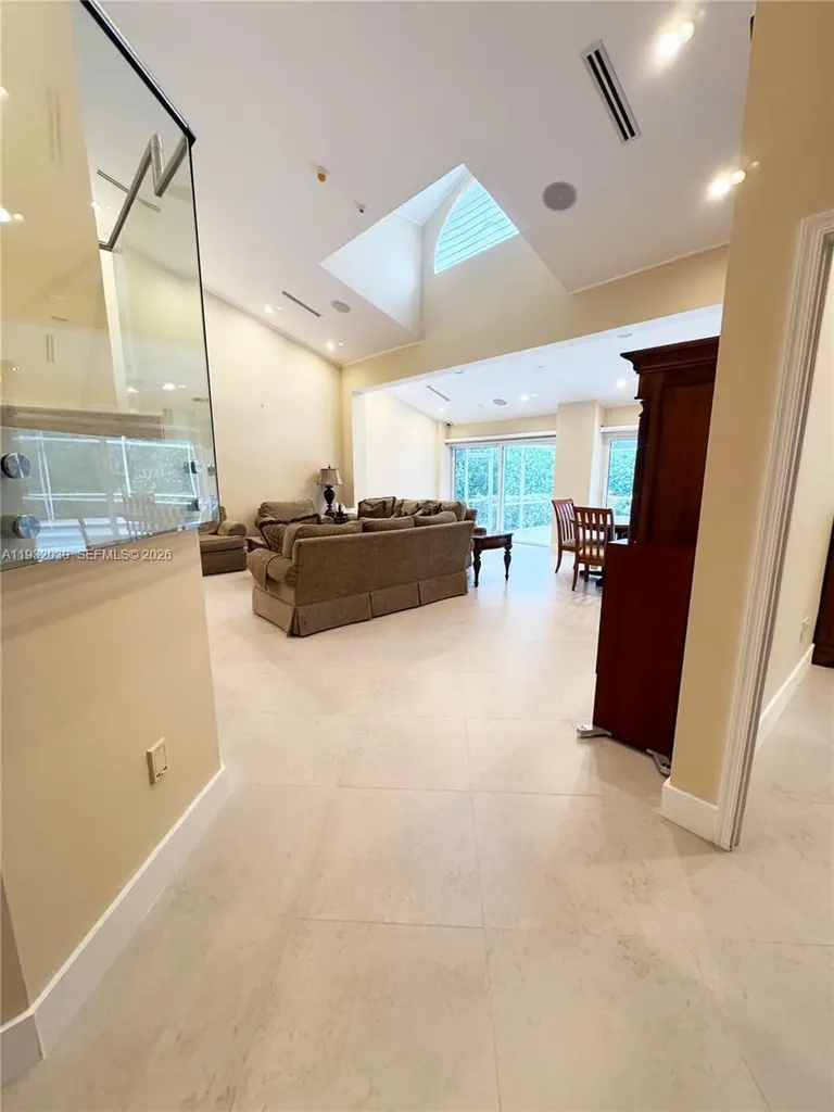 610 Misty Oaks Lane Pompano Beach FL 33069