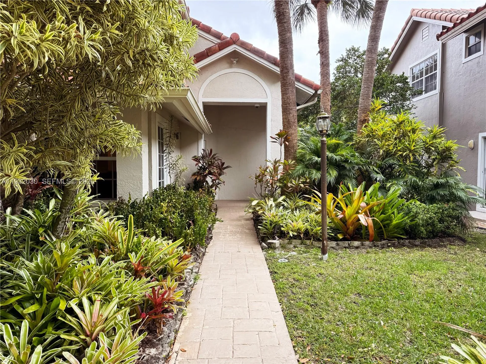 610 Misty Oaks Lane Pompano Beach FL 33069