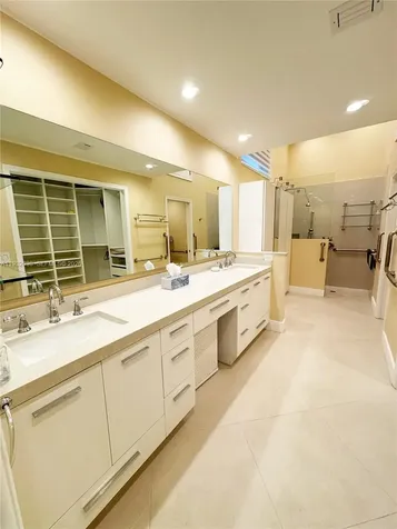 610 Misty Oaks Lane Pompano Beach FL 33069