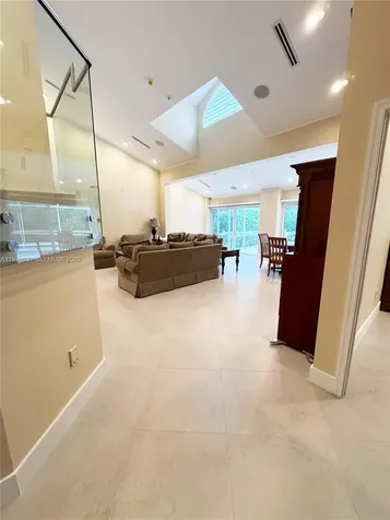 610 Misty Oaks Lane Pompano Beach FL 33069