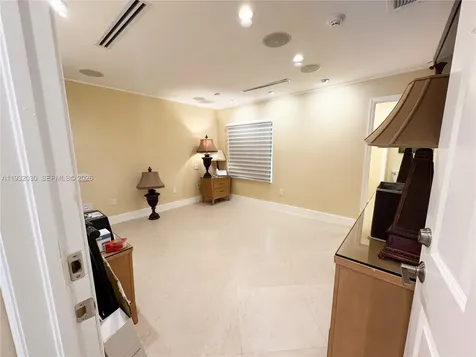 610 Misty Oaks Lane Pompano Beach FL 33069
