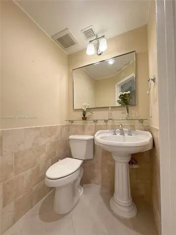 610 Misty Oaks Lane Pompano Beach FL 33069