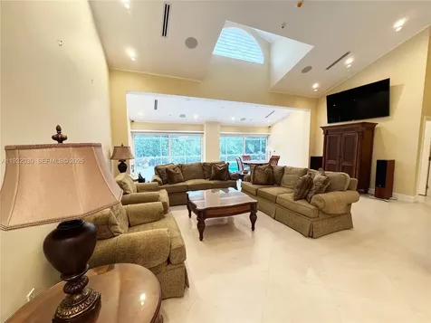 610 Misty Oaks Lane Pompano Beach FL 33069