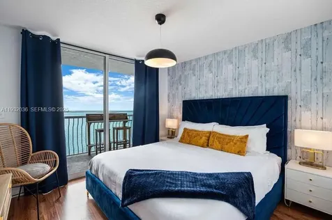 1200 Brickell Bay Drive Miami FL 33131