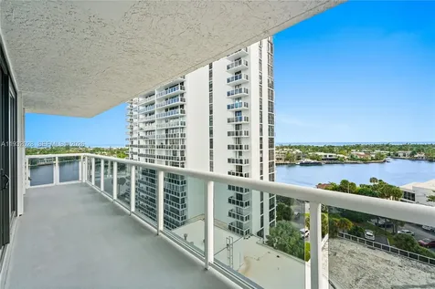 20505 E Country Club Drive Aventura FL 33180