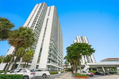 20505 E Country Club Drive Aventura FL 33180