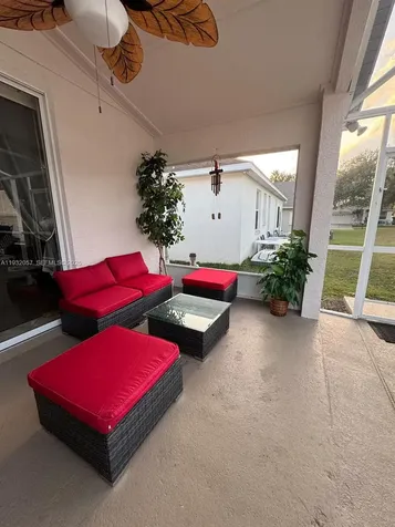 125 Cork Way Davenport FL 33897