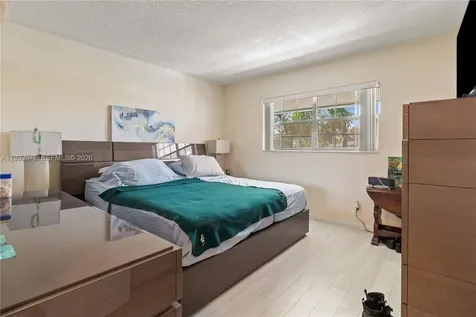 450 Paradise Isle Boulevard Hallandale Beach FL 33009