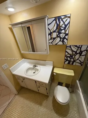 450 Paradise Isle Boulevard Hallandale Beach FL 33009