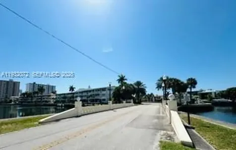450 Paradise Isle Boulevard Hallandale Beach FL 33009