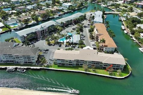 450 Paradise Isle Boulevard Hallandale Beach FL 33009