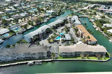 450 Paradise Isle Boulevard Hallandale Beach FL 33009