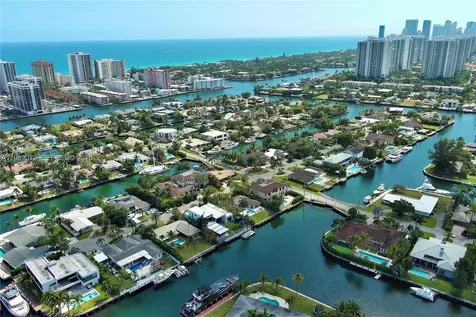 450 Paradise Isle Boulevard Hallandale Beach FL 33009