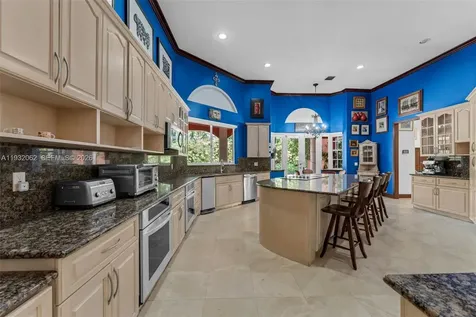 11825 S Mitchell Manor Circle Pinecrest FL 33156
