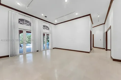 11825 S Mitchell Manor Circle Pinecrest FL 33156