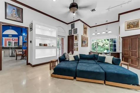 11825 S Mitchell Manor Circle Pinecrest FL 33156