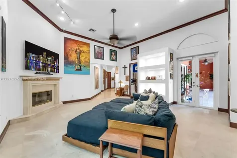 11825 S Mitchell Manor Circle Pinecrest FL 33156