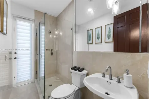 11825 S Mitchell Manor Circle Pinecrest FL 33156