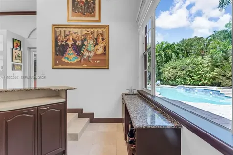 11825 S Mitchell Manor Circle Pinecrest FL 33156