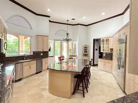 11825 S Mitchell Manor Circle Pinecrest FL 33156