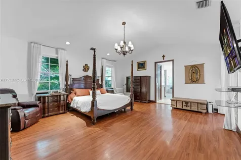 11825 S Mitchell Manor Circle Pinecrest FL 33156