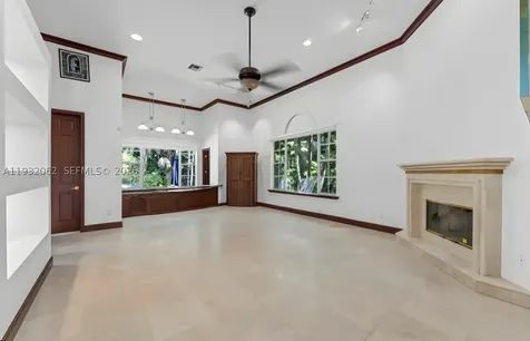 11825 S Mitchell Manor Circle Pinecrest FL 33156