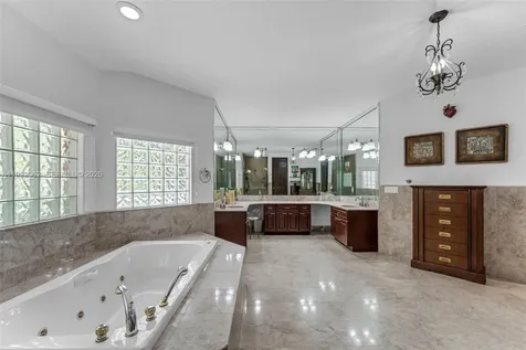 11825 S Mitchell Manor Circle Pinecrest FL 33156