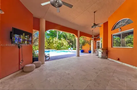 11825 S Mitchell Manor Circle Pinecrest FL 33156