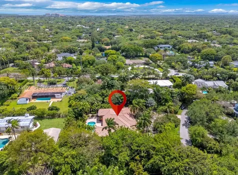 11825 S Mitchell Manor Circle Pinecrest FL 33156