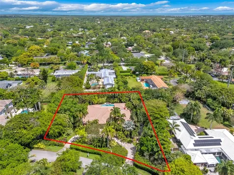 11825 S Mitchell Manor Circle Pinecrest FL 33156