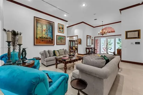 11825 S Mitchell Manor Circle Pinecrest FL 33156