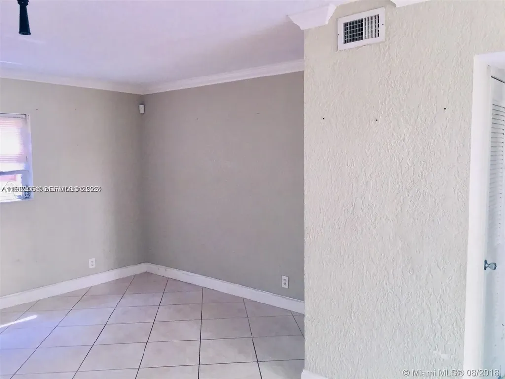 2750 Pierce Street Hollywood FL 33020