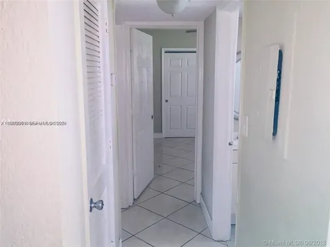 2750 Pierce Street Hollywood FL 33020