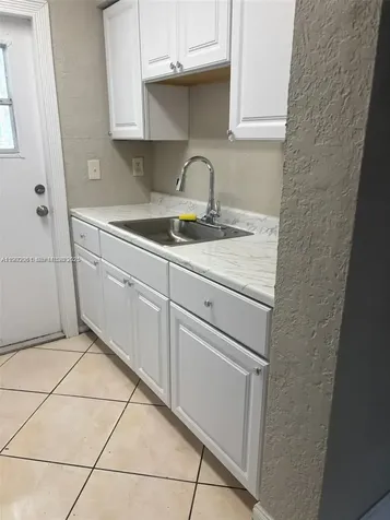 2750 Pierce Street Hollywood FL 33020
