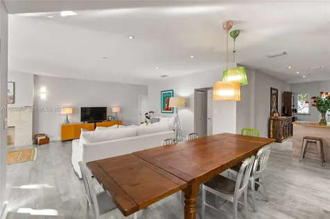 737 Alhambra Circle Coral Gables FL 33134