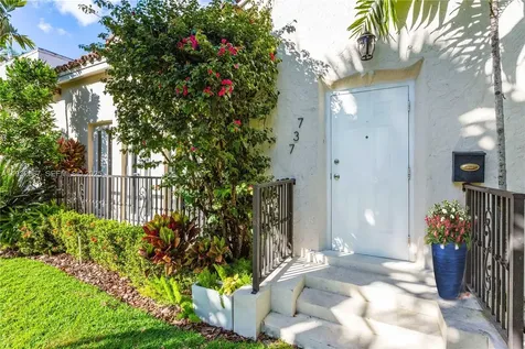 737 Alhambra Circle Coral Gables FL 33134