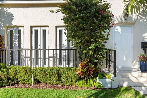 737 Alhambra Circle Coral Gables FL 33134