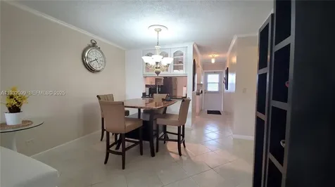 470 Paradise Isle Boulevard Hallandale Beach FL 33009