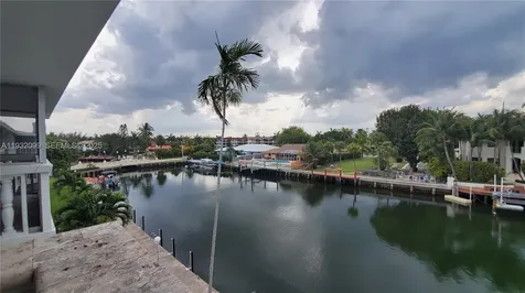470 Paradise Isle Boulevard Hallandale Beach FL 33009